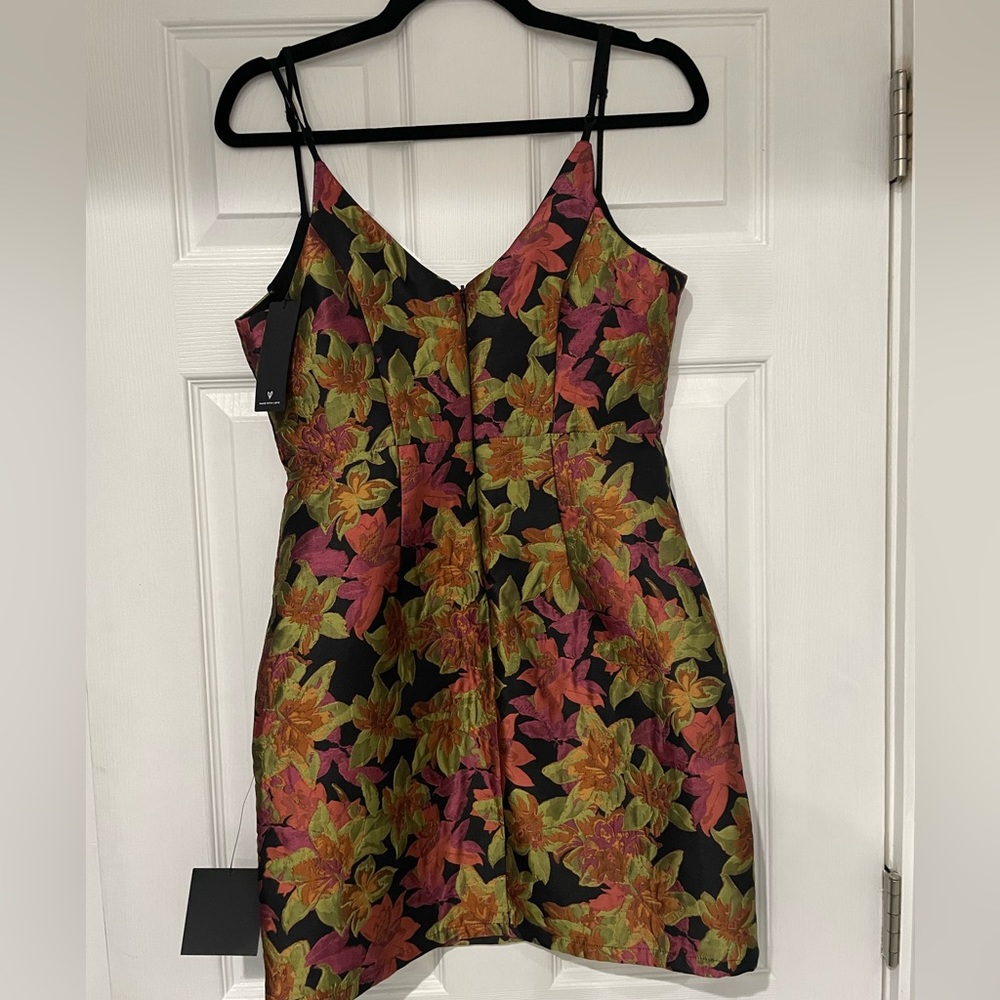 NWT Lulu’s Ready for Festivities Black Multi Floral Jacquard Mini Dress Size Sm - Picture 16 of 16